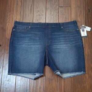 NWT Sofia Jeans by Sofia Vergara Gabrielle Bermuda Pullon Jean Shorts size 28W